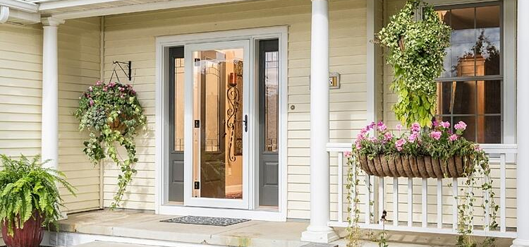 screen door installation in Bell Gardens