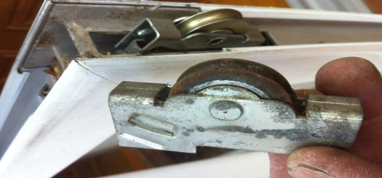 screen door roller repair in Bell Gardens