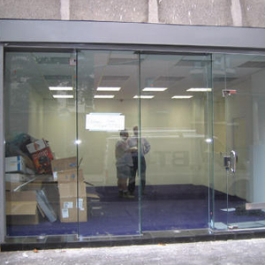 shop front door repair Bell Gardens